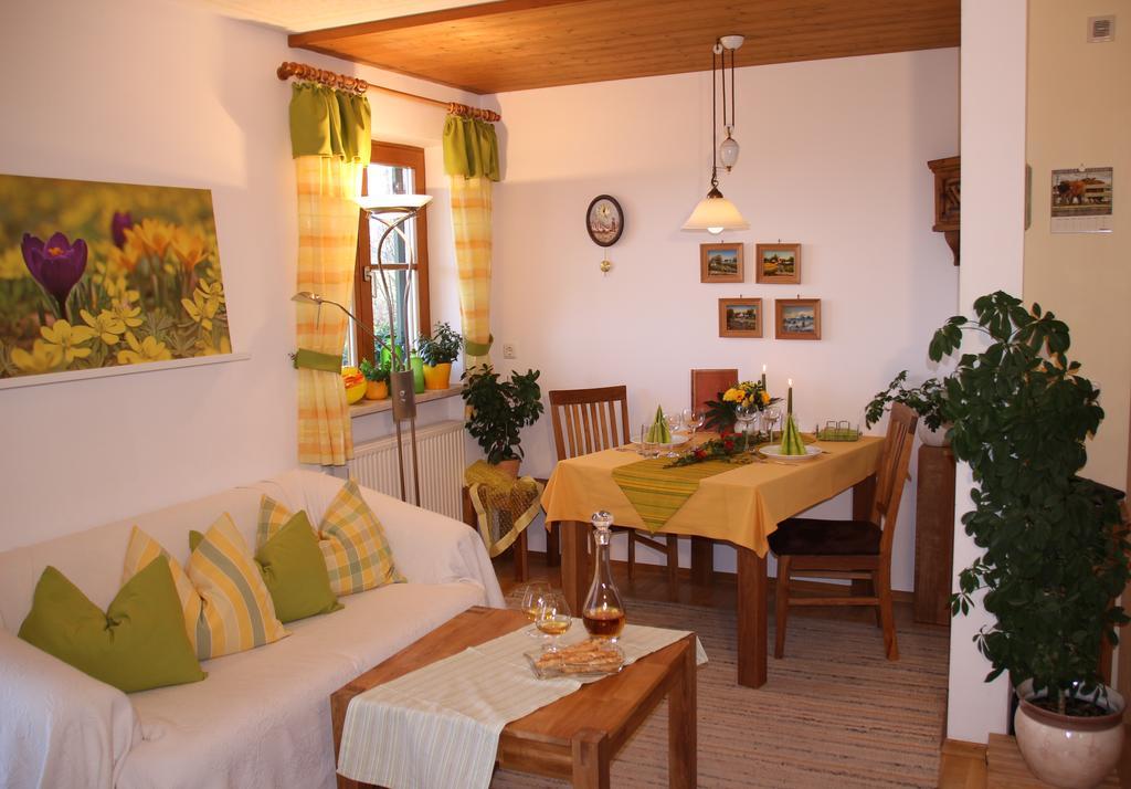 Ferienwohnung Freissl 罗滕布 外观 照片